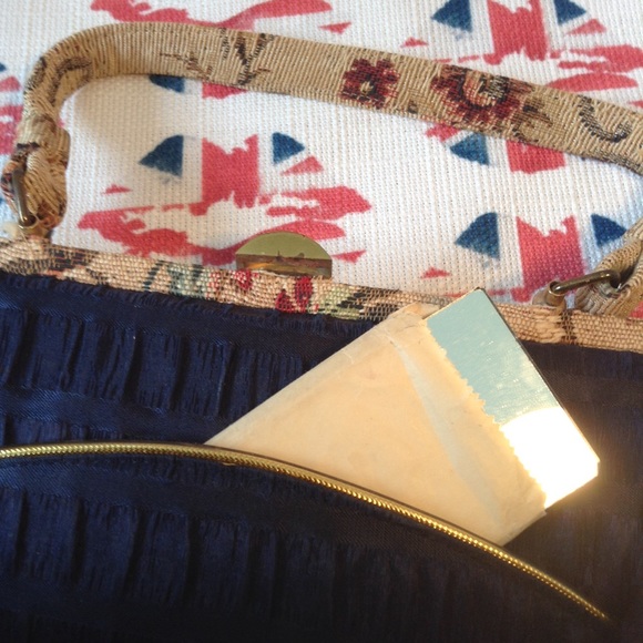 Vintage Floral Tapestry Bag w/ Bejeweled Appliqué - Picture 6 of 8